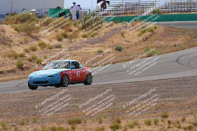 media/May-31-2025-CalClub SCCA (Sat) [[2c1a04e1ee]]/Race/Group 5/Turn 4b/